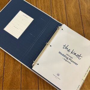 The Knot Ultimate Wedding Planner & Organizer